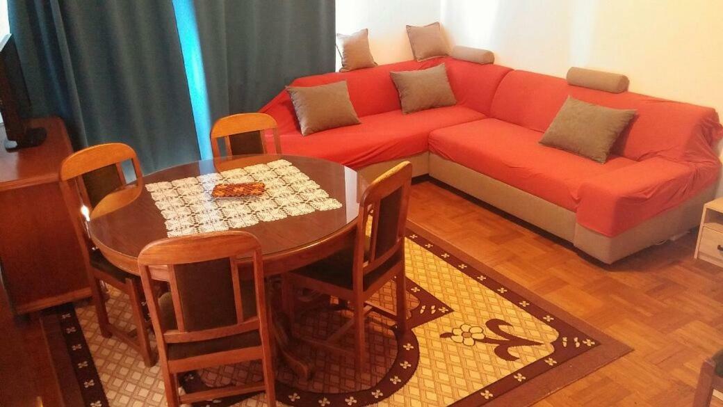 Apartments Viktorija Starigrad Paklenica Bagian luar foto